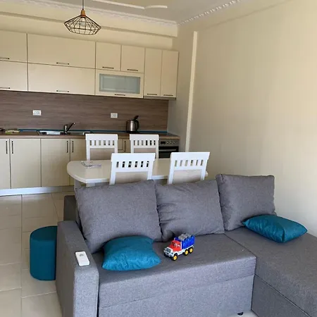 Easy Apartment *